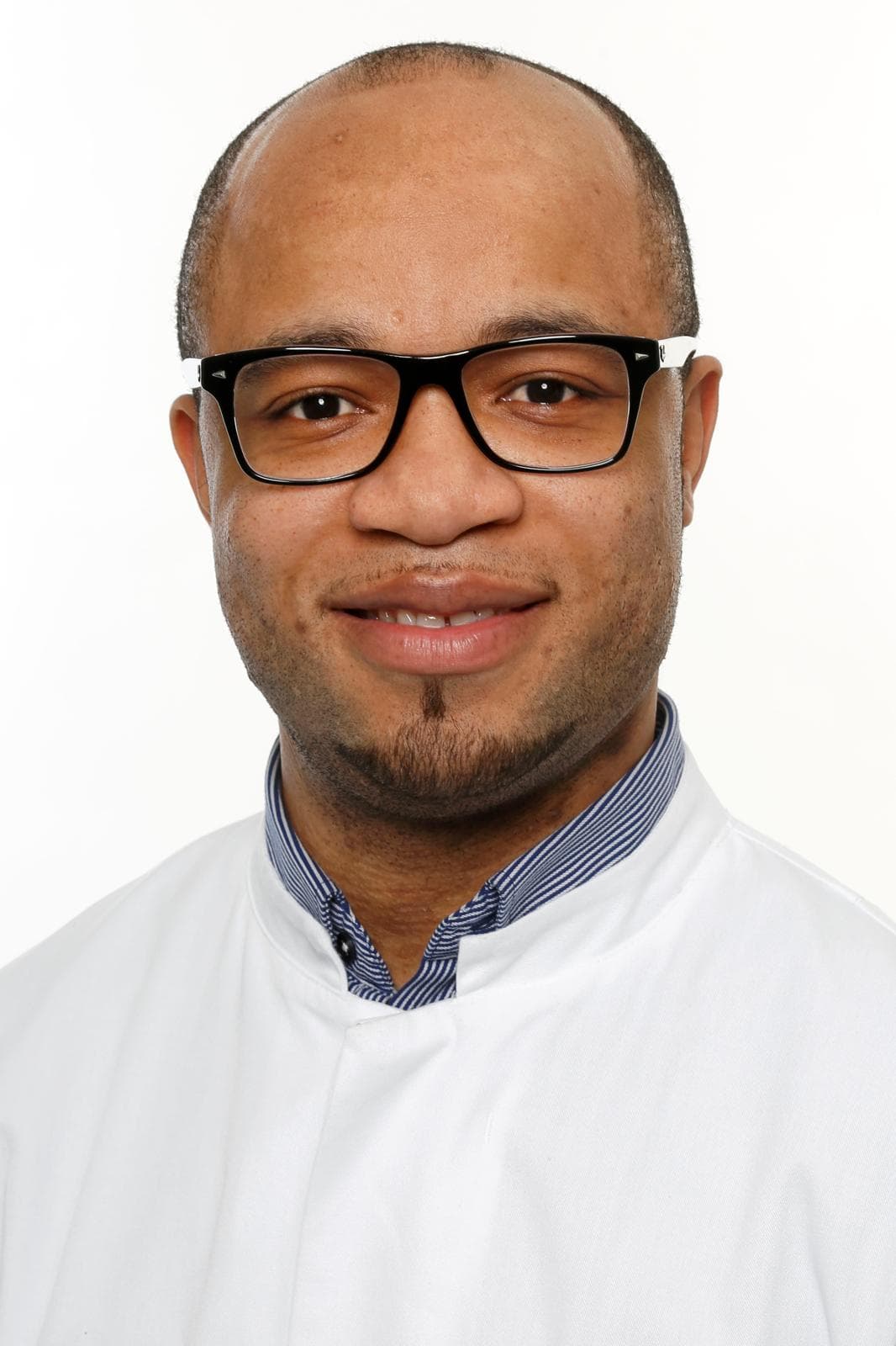 Portrait of Assoc. Prof. Dr. Stephen Fung